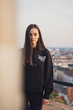 Lade das Bild in den Galerie-Viewer, Wellness Wäsch Hoodie black
